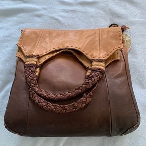 The Sak pocketbook